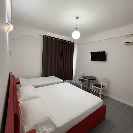 Hotel Demms