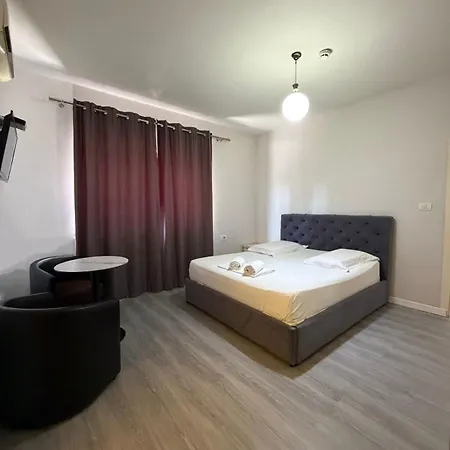 Hotel Demms